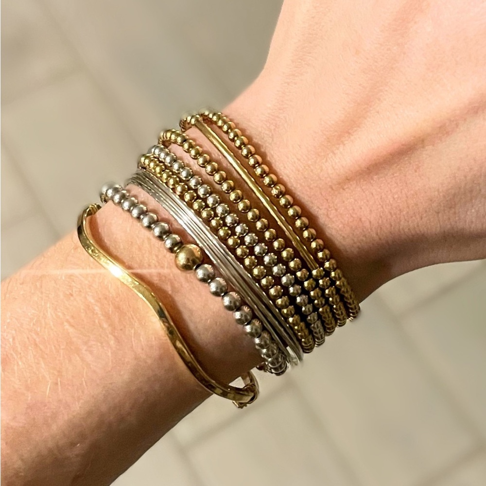 Solid Gold Wave Bangle Bracelet